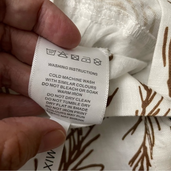 Charlie Holiday Lola Linen Romper Playsuit Isle of Palms White Linen Sz 6 B11 - Picture 7 of 8